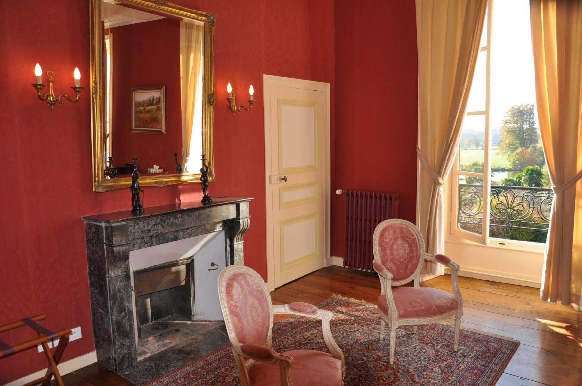Saint-Germain-en-CoglèsChateau De La Foltiereアパートメント 部屋 写真